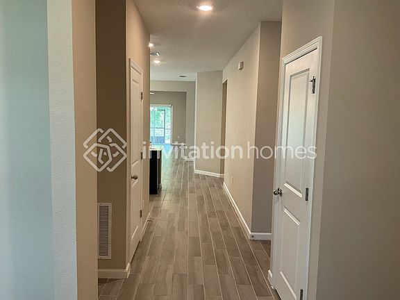 3rd image of 9832 Lovage Ln