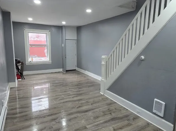 3513 Dillman St, Philadelphia, PA 19140