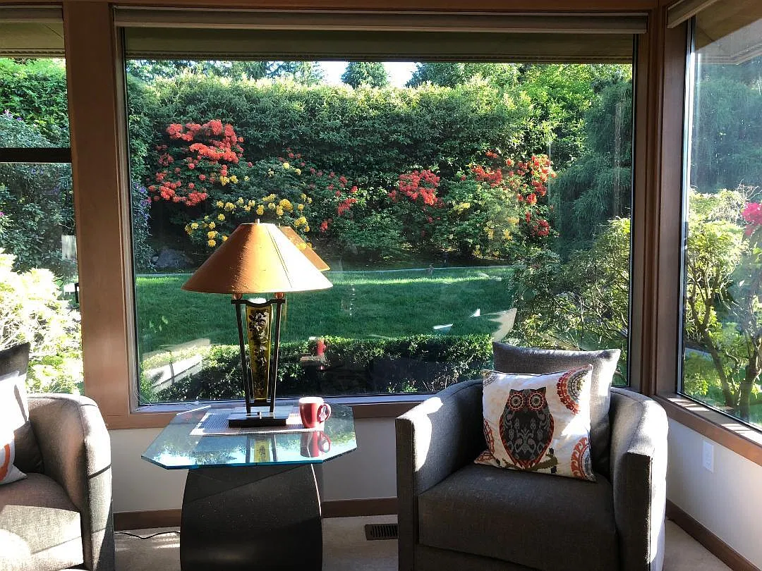 4 bed, 4.5 bath, 3620 sqft, $12,500 — Photo 2