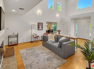 11934 Hartsook St, Valley Village, CA 91607