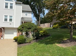762 Charles St, Rochester, PA 15074