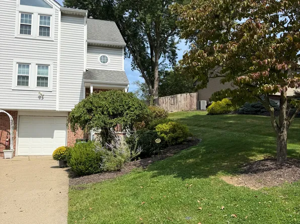 762 Charles St, Rochester, PA 15074