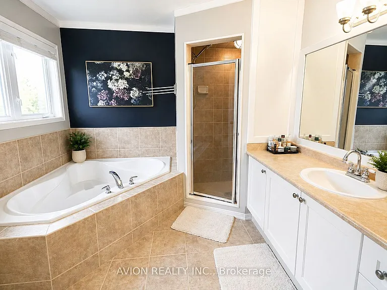 22 Marriner Cres — Photo 8