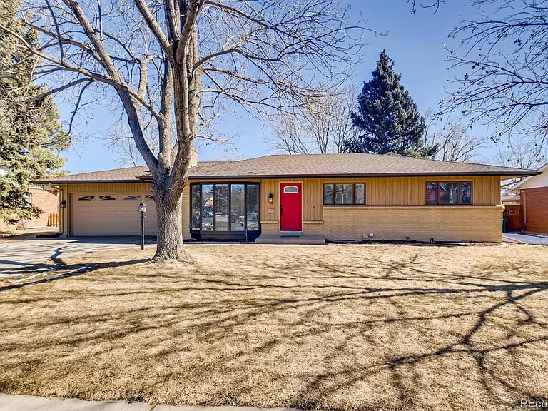 60 Cody Ct — Photo 1
