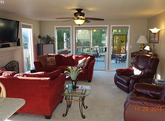 4th image of 3116 SE 155th Ave