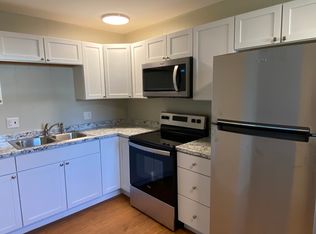 1603 Queens Way APT A, Champaign, IL 61821