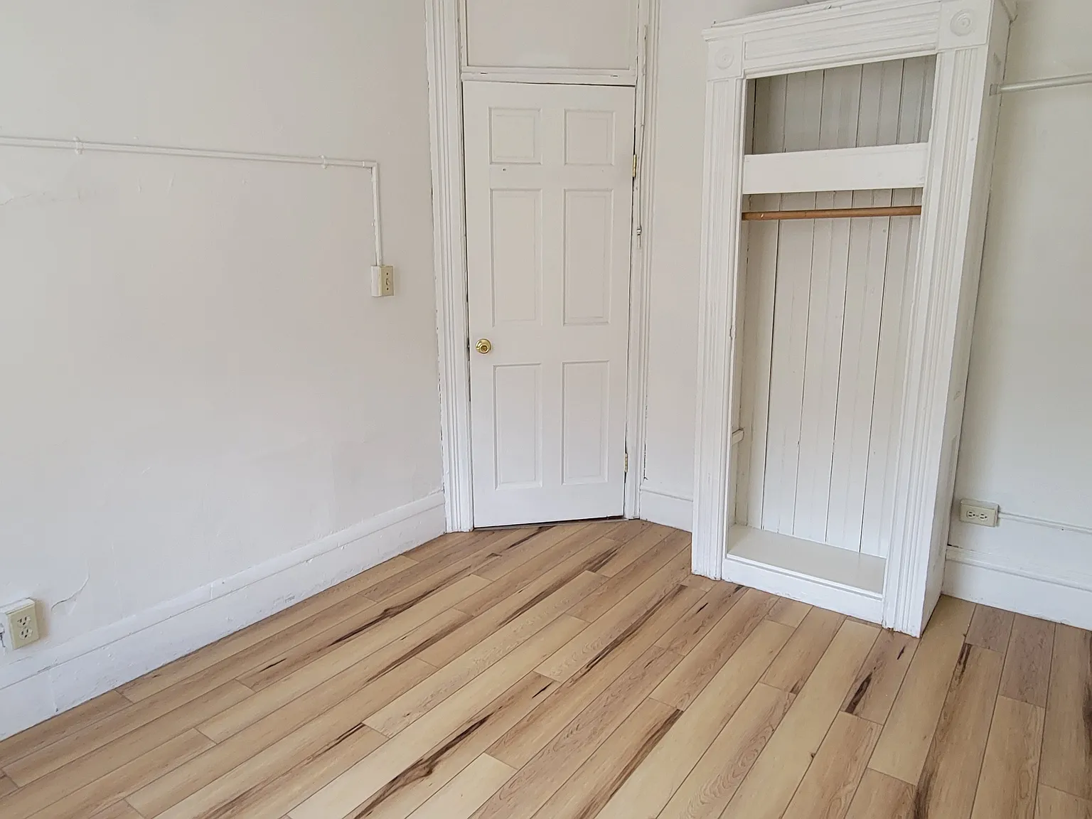 5 bed, 1250 sqft, $5,250 — Photo 3