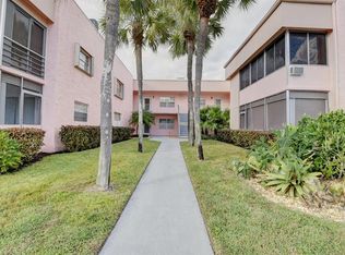 548 Flanders #L, Delray Beach, FL 33484