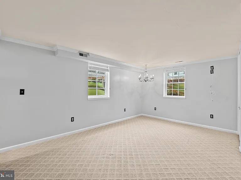 5937 Avon Dr — Photo 16