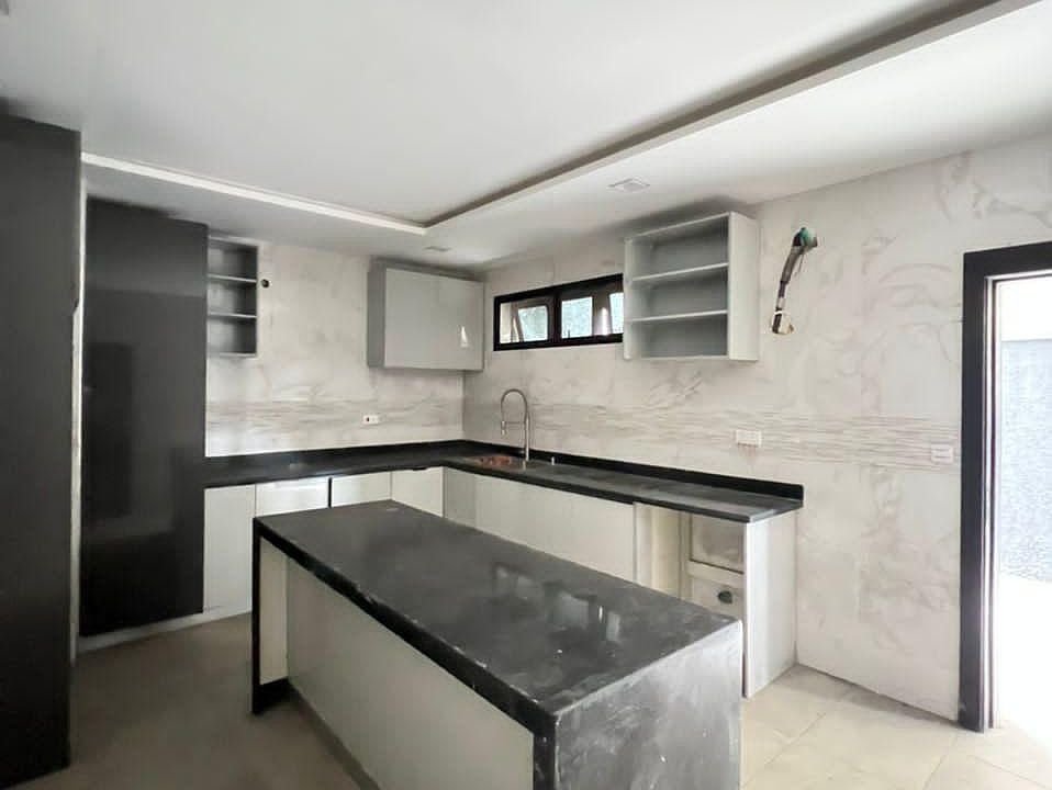 2nd image of 2707 W Avenue K