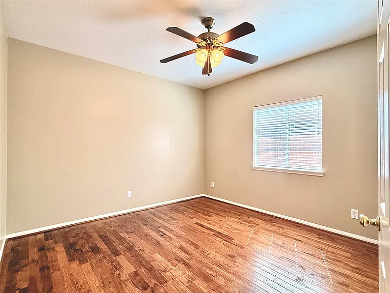 16518 Wheatmill Ct — Photo 27