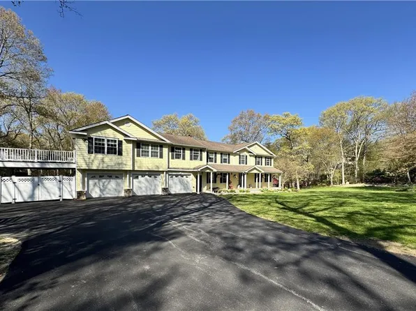 71 Rolling Hill Dr, Exeter, RI 02822