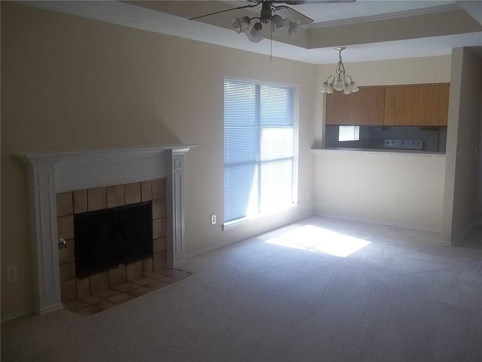 2nd image of 8559/8561 Hawthorne St