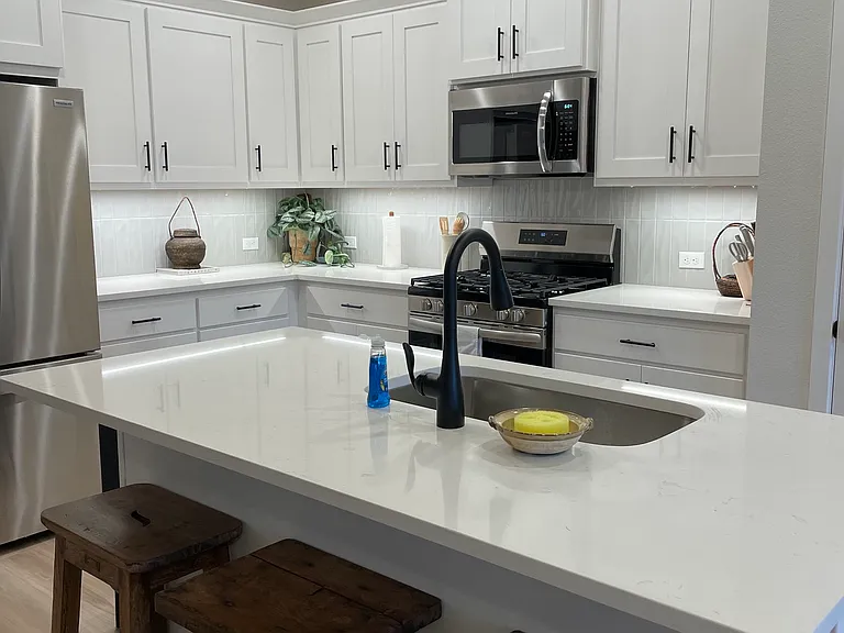 8362 SE Stonecrop Ln — Photo 3