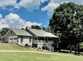 2491 W Rock Quarry Rd, Buford, GA 30519