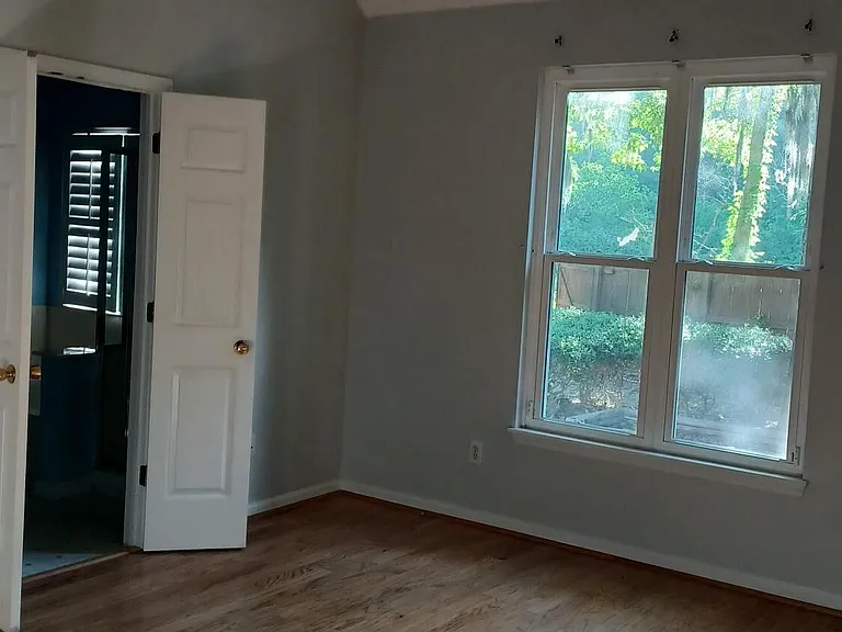 5407 Crosland Ct E — Photo 14