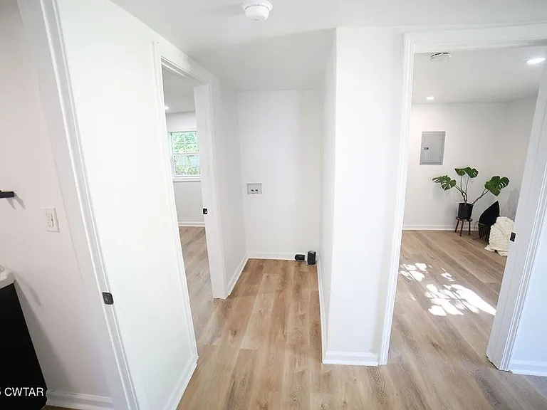 308 Cottonwood St — Photo 10