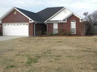 101 Tine Ln, New Market, AL 35761