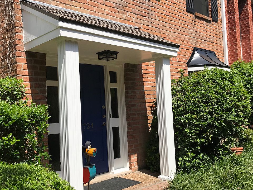 1st image of 724 Augusta Dr #322