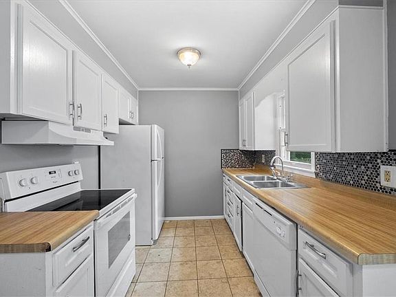 4th image of 1800 Rankin Dr