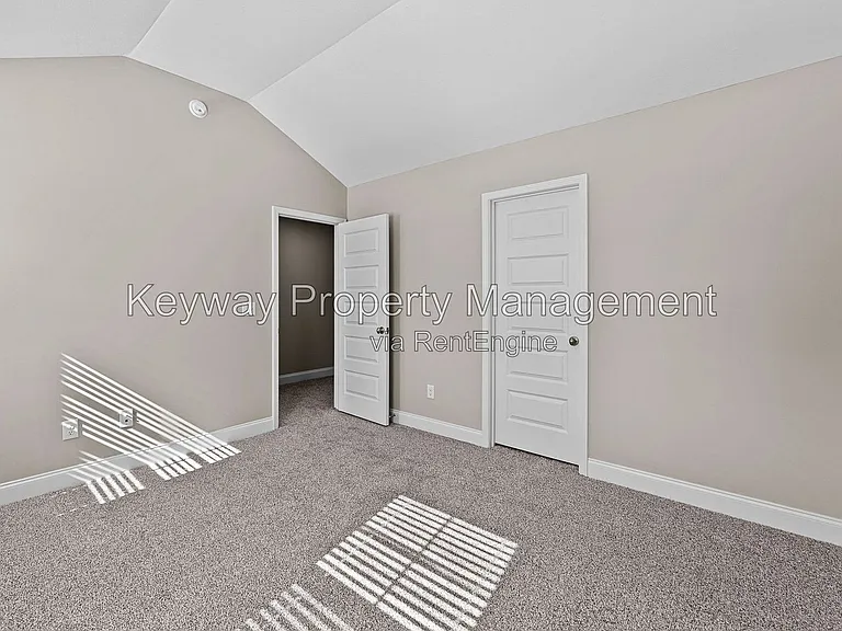 2124 Denmark Ave SE — Photo 23