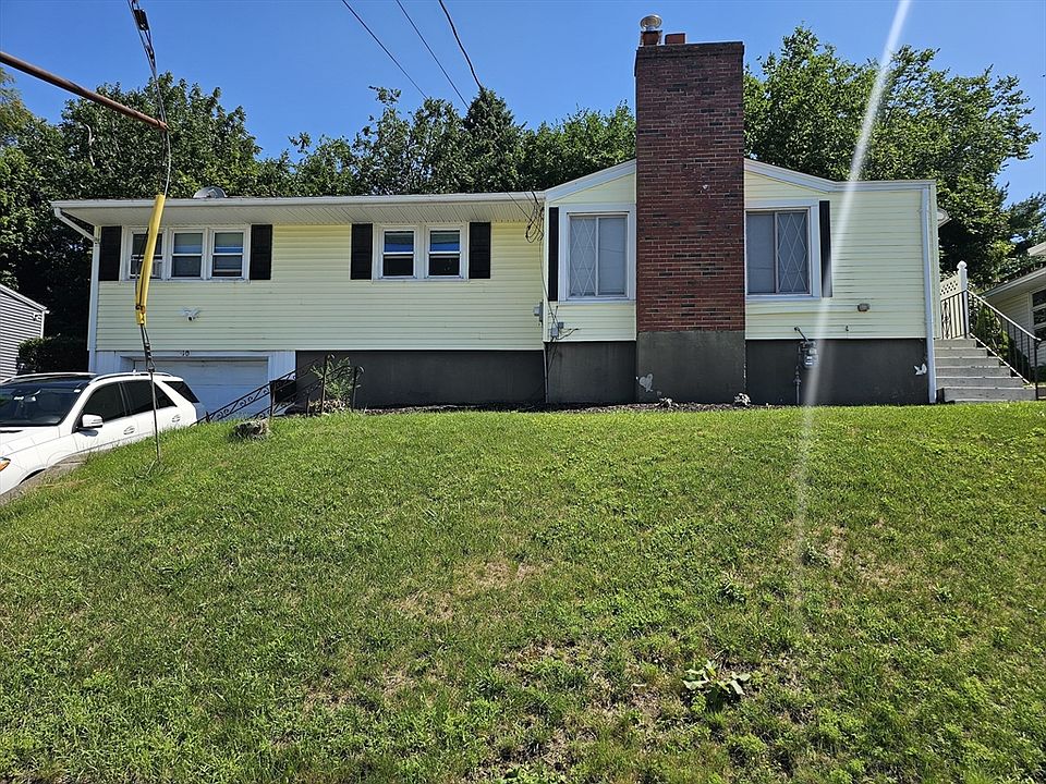 1st image of 10 Marmion Ave
