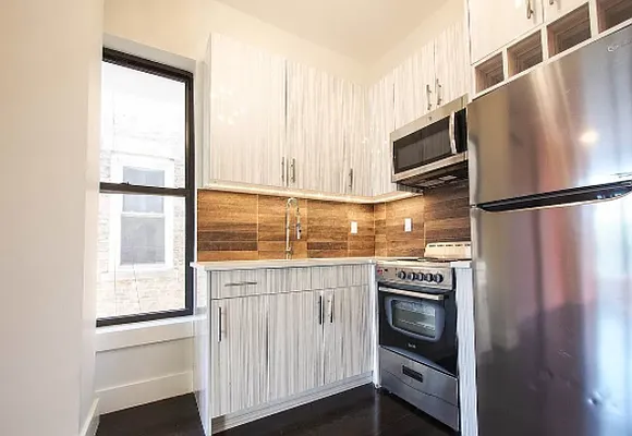 Rented by Greenrock Management | media 16