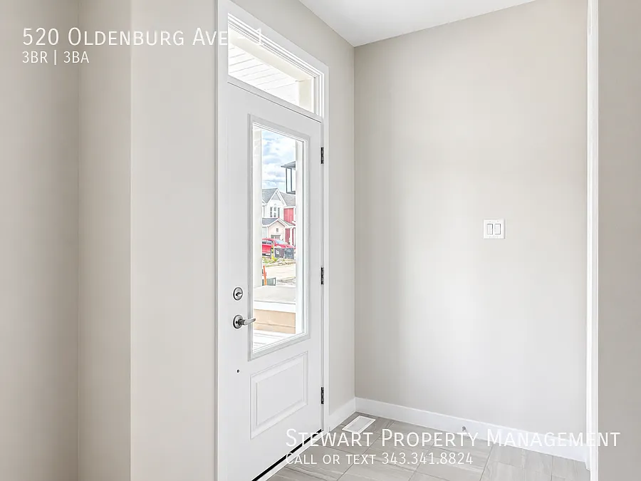 3 bed, 2.5 bath, $2,400 — Photo 3