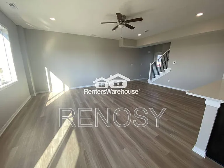 7000 Lake Ridge Ave #13 — Photo 16