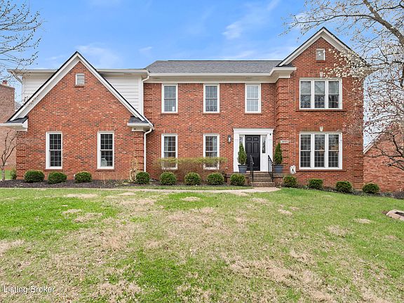 2nd image of 3205 Springstead Cir