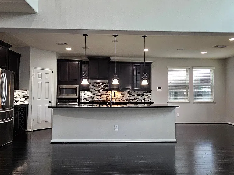 6027 Turner Shadow Ln — Photo 38