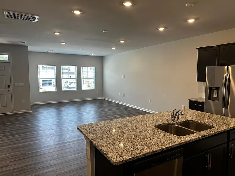 2412 Chert Ln — Photo 12