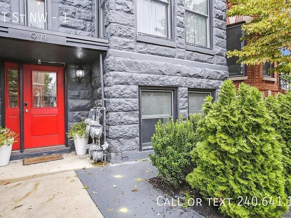 911 T St NW #1