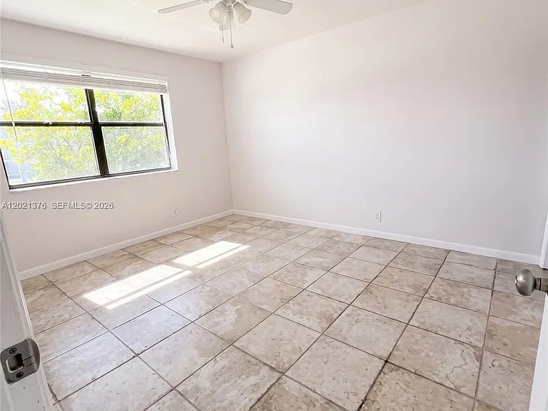 10046 Winding Lake Rd #204 — Photo 6