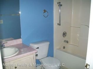 144 E Red Fox Ct, Midway, GA 31320