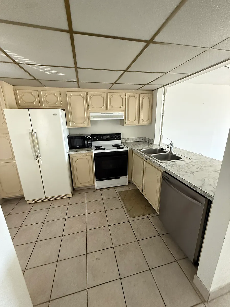 Building Photo - 14130 Rosemary Ln #1313