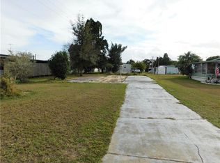 37338 8th Ave, Zephyrhills, FL 33542