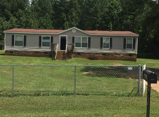 305 Ramblewood Ct, Gray Court, SC 29645