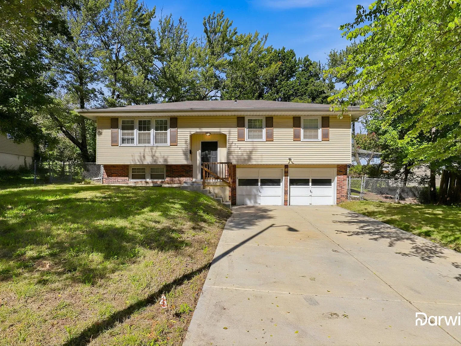 3 bed, 2.5 bath, 1656 sqft, $2,025 — Photo 1