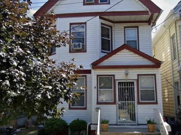 25 Van Rensselear St, Belleville Twp., NJ 07109