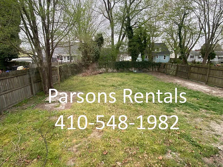 401 Decatur Ave — Photo 3