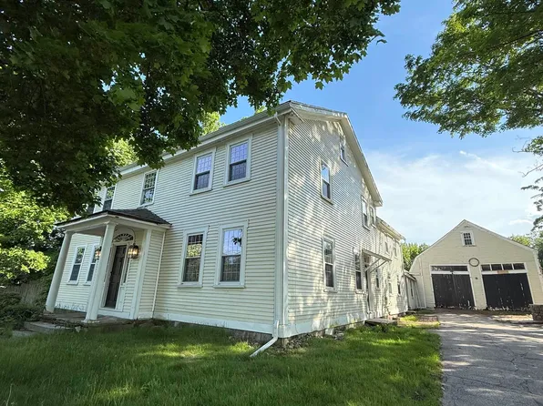 55 Chester Street, Chester, NH 03036