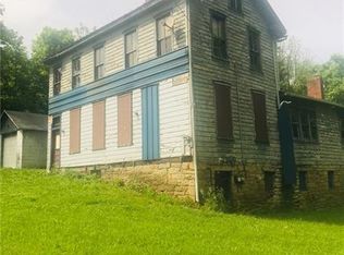 5 Anderson Dr, Washington, PA 15301