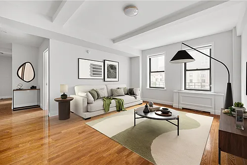 210 W 70th St #816 Photo 1