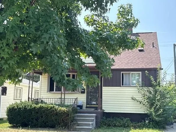 711 Mayflower Ave, Lincoln Park, MI 48146