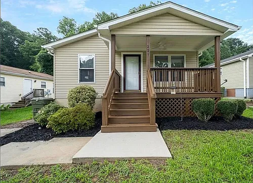 227 Stephens Rd Photo 1
