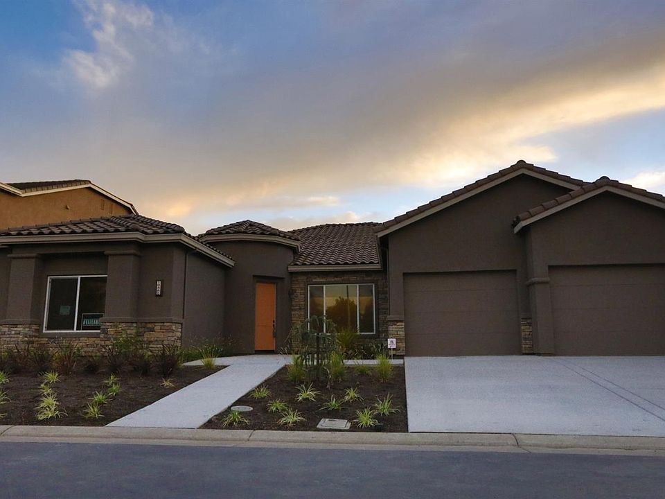 1st image of 10885 Saint Moritz Cir