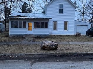 219 N Hemlock St, Evart, MI