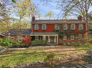 270 Haviland Rd, Stamford, CT 06903