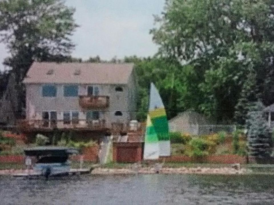 1st image of 2528 E Shore Dr